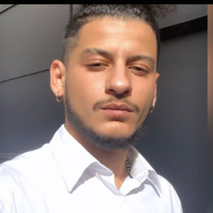 Meet your Posher, Hassane